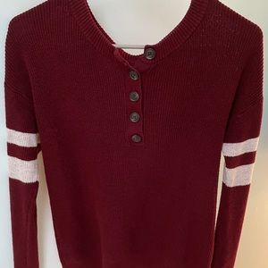 American eagle maroon sweater
